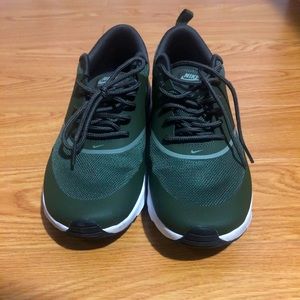 Nike running shoes (women)